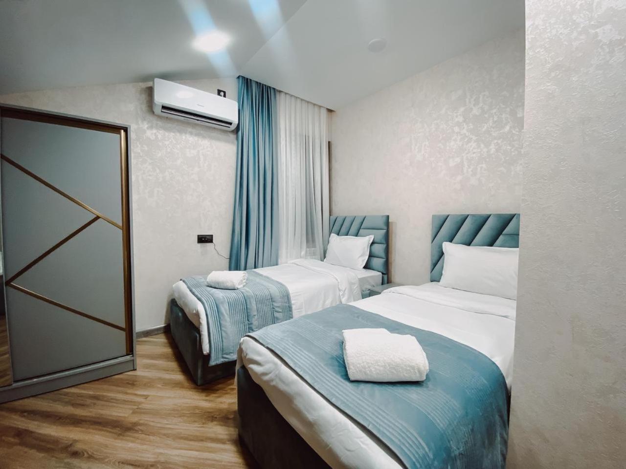 Royal Renaissance Hotel يريفان المظهر الخارجي الصورة