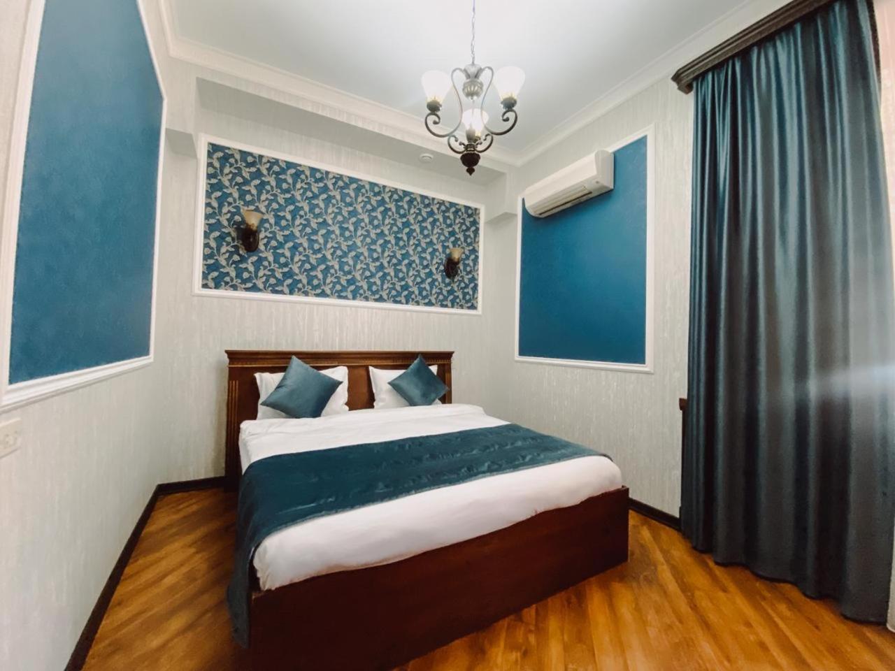 Royal Renaissance Hotel يريفان المظهر الخارجي الصورة