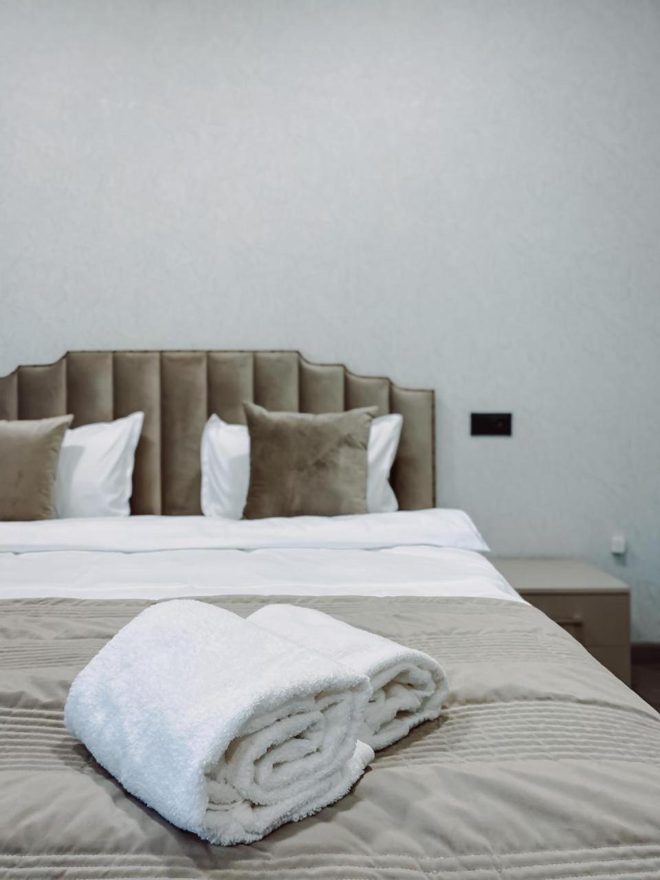 Royal Renaissance Hotel يريفان الغرفة الصورة