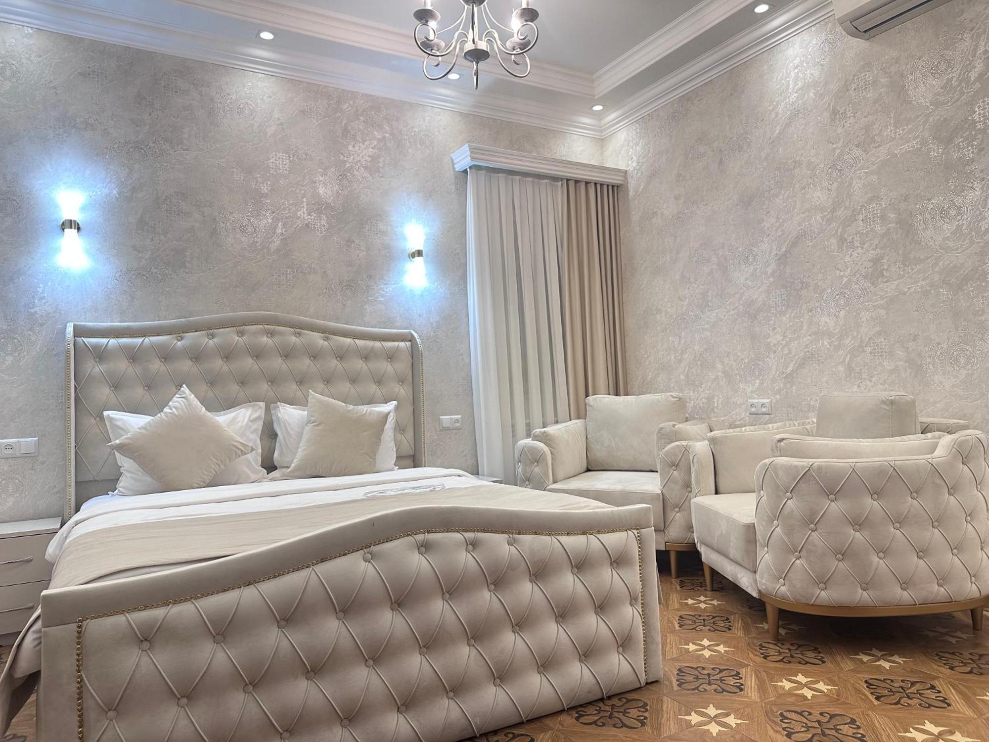 Royal Renaissance Hotel يريفان المظهر الخارجي الصورة